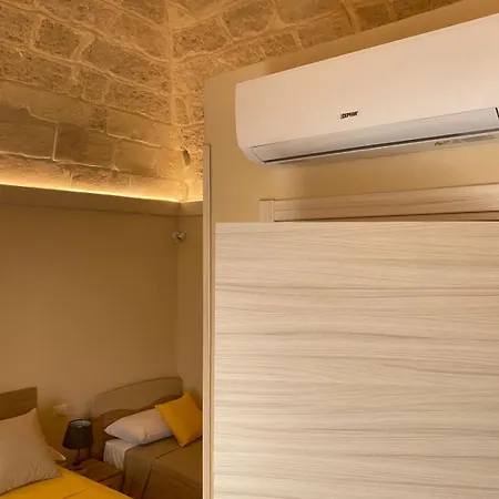 Oda ve Kahvaltı Duca D'aosta 3*