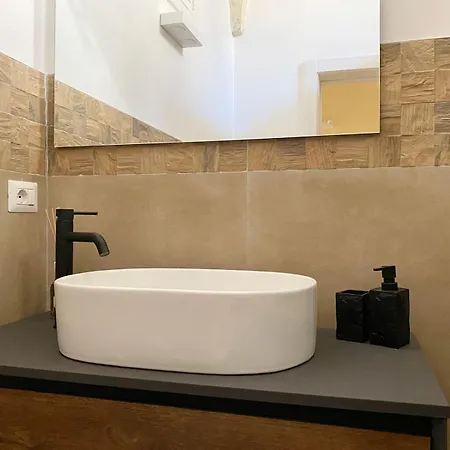 Duca D'aosta Лечче